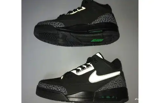 Jordan AJ3-902027 Air 3 AJ3-902027 Retro Duck Oregon 0530